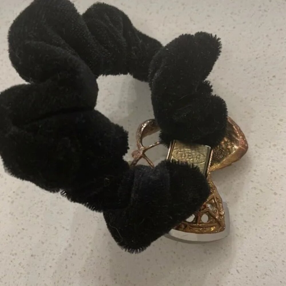 Velvet Scrunchy with Diamonds and Crystal - Picture 9 of 9